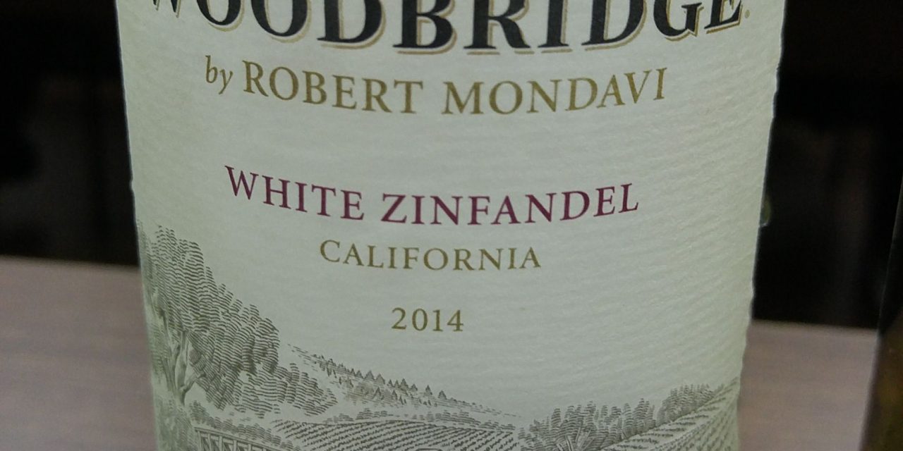 Woodbridge White Zinfandel 2014: Review